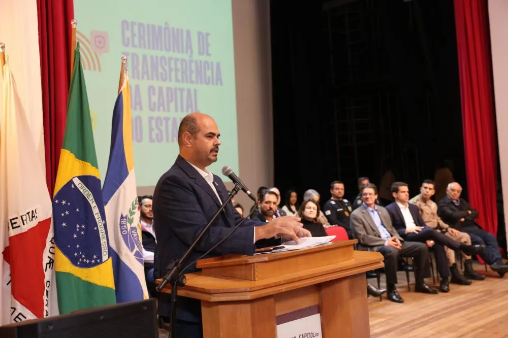 Governo de Minas transfere capital para Varginha e anuncia novos Colégios Tiradentes
